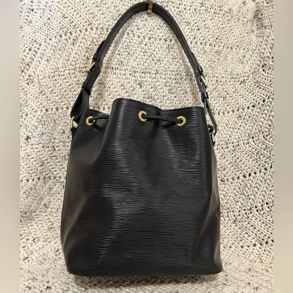 Louis Vuitton Black Epi Noe Bucket Bag - Picture 6 of 16